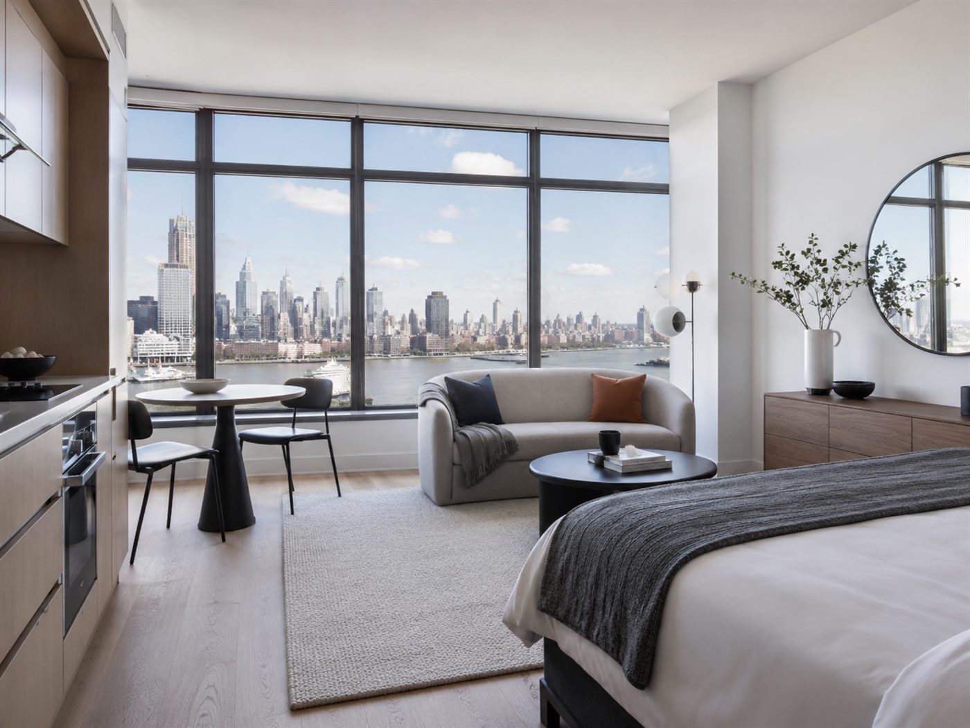 Modern Studio in Midtown